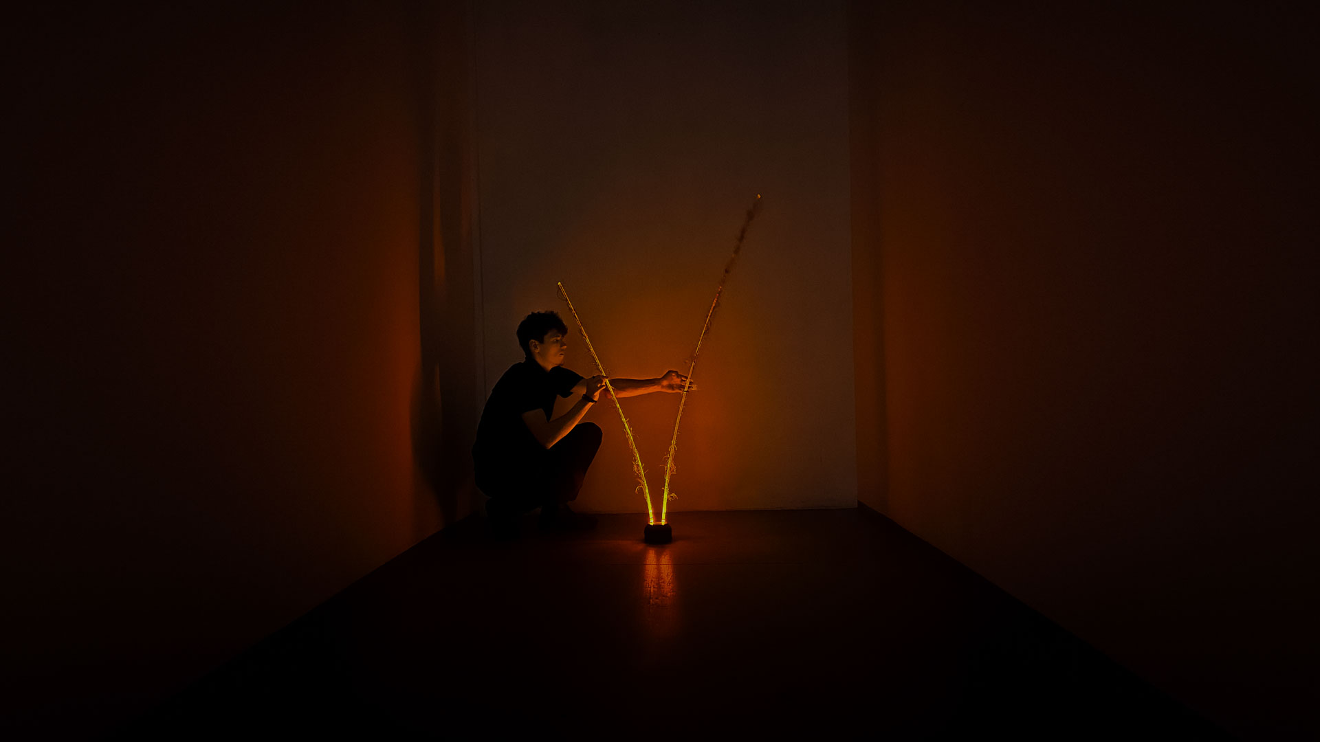 Synapse electronic sculpture with optical fibers